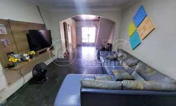 Imagem 2: Casa para venda com 156 metros quadrados com 5 quartos em Campo Grande - Rio de Janeiro