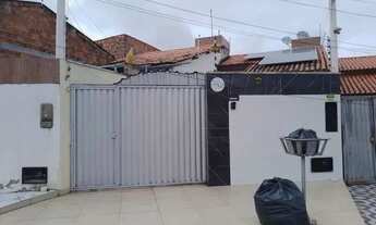 Imagem: Casa com 2 Quarto(s) e 2 banheiro(s) para