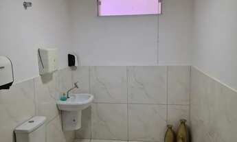 Imagem 5: Casa para venda tem 450 metros quadrados com 20 quartos