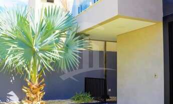 Imagem 3: Seu Novo Paraíso de Alto Padrão a 200m da Praia de Aruana!