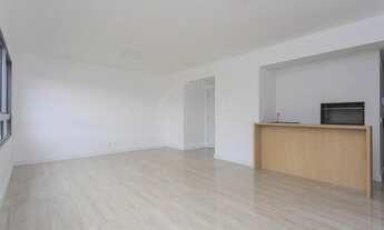 Imagem 3: Apartamento semimobiliado para alugar no Petrópolis com 3 quartos (1 suíte