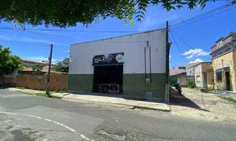 Imagem 4: Vendo Terreno com Galpões e Casas Próximo a UNIFAMETRO