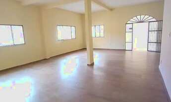 Imagem 2: Casa Espaçosa 450m² c/ 2 Suítes no Vieralves