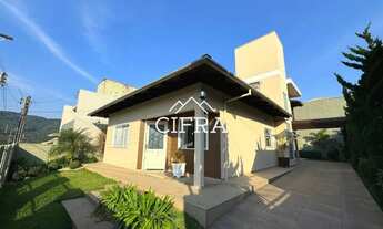 Imagem 4: Casa de Alvenaria - Venda - 03 dormitórios - Semi Mobiliada - 211m2 - Rua Carmela Stolf