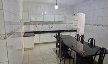 Imagem 6: Aluga Casa Linda e muito espaçosa