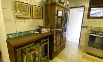 Imagem 6: Casa Triplex Aconchegante com 3 Dormitórios, Suíte e Vista Panorâmica no Condomínio Vivend