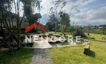 Imagem: Casa de condomínio em Estrada Soberana