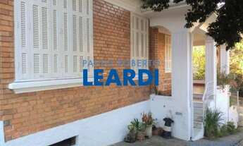 Imagem: CASA ASSOBRADADA - PERDIZES - SP