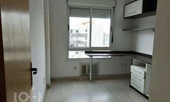 Imagem 4: Apartamento à venda em Centro com 70 m², 2 quartos, 1 suíte, 2 vagas, infra completa