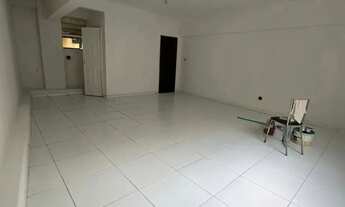 Imagem 5: Sala comercial no comercio rua frei Gil 1 andar escada 35m2