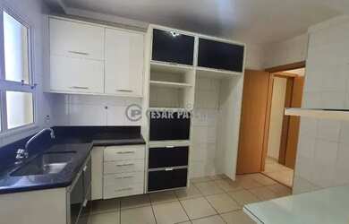 Imagem 5: Apartamento Padrão Jardim Botânico Apartamento, 3 dormitórios com armários e ar-condiciona