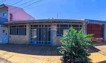 Imagem: Casa Ampla e Confortável à venda no Jardim