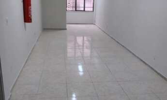 Imagem: Ponto comercial/Loja/Box para aluguel possui