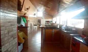 Imagem 2: VENDA - 3 Dormitórios, 180m² em Jacareí - Parque Califórnia