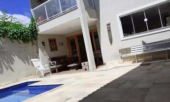 Imagem 6: Maravilhosa Casa com 3 suítes , finamente decorada . Piscina , churrasqueira. Oportunidade