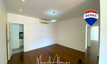 Imagem 6: Apartamento para venda possui 127 metros quadrados com 3 quartos em Copacabana - Rio de Ja