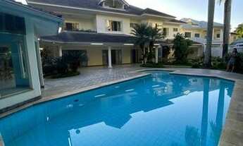 Imagem: Casa de condomínio para venda com 600 metros