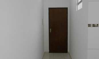 Imagem 5: Alugo excelente apartamento quitinete semi-mobiliado Centro Macae