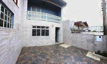 Imagem 2: Sobrado com 3 quartos para alugar por R$ 2200.00, 95.00 m2 - BARREIRINHA - CURITIBA/PR