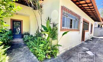 Imagem 2: Casa para venda tem 320 metros quadrados com 3 quartos em Pitangueiras - Rio de Janeiro