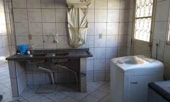 Imagem 6: Casa 2 dormitórios e 2 Kitnet no Abraão