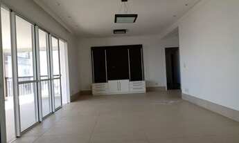 Imagem 4: Apartamento para aluguel e venda possui 224 metros quadrados com 4 quartos