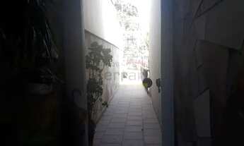 Imagem 7: Sobrado região Parada Inglesa