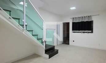 Imagem: Casa à Venda - Vila das Mercês, 2 Quartos