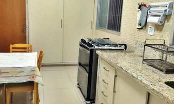 Imagem 6: Casa para venda possui 210 metros quadrados com 3 quartos em Guilhermina - Praia Grande