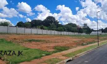 Imagem: Comprar Terreno a venda com 300m² no condomínio