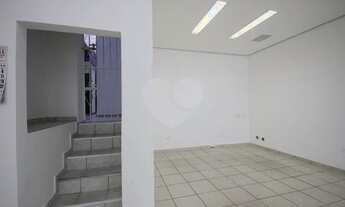 Imagem 2: São Paulo - Casa Padrão - SANTA CECÍLIA