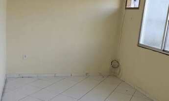 Imagem 2: Aluga-se kitnet Casa com 1 dormitório