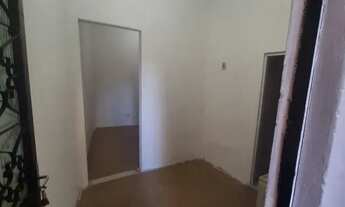 Imagem 5: KITNET- 550,00 NÃO PAGA LUZ OU ÁGUA