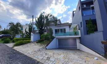 Imagem 3: ALUGUEL DE LINDA CASA COM 3 SUITES, ESCRITORIO, SALAO DE FESTA, GARAGEM PARA 6 CARROS, PIS