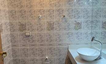 Imagem 5: Casa com 4 dormitórios sendo 2 suítes, no centro de Alphaville