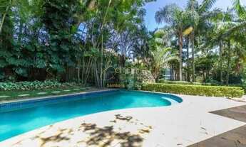 Imagem 2: Espetacular, amplo e em condomínio. Confira!