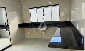 Imagem 6: A venda no Jd Atlântico casa com 3 suítes sendo 1 suíte master com Banheira