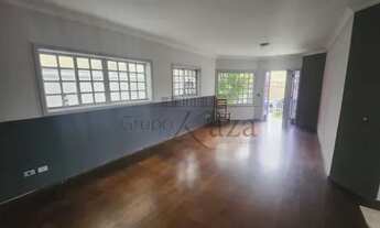 Imagem 6: Sobrado para venda tem 320 metros quadrados com 4 quartos em Jardim América - Jacareí - SP