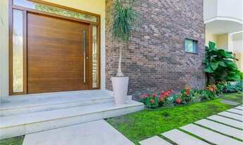 Imagem 2: Casa no Santa Mônica Jardins, 5 suítes, com elevador e semi mobiliada