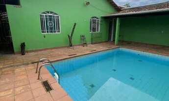 Imagem: Com piscina e 3 qts, na Sul