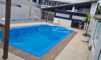 Imagem 5: Vendo linda e espaçosa casa c piscina 50 metros mar