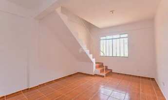 Imagem 2: Lindo sobrado com amplo quintal a venda com documento em Utinga/ São Paulo