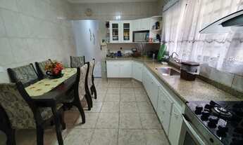 Imagem 6: Lindíssimo Sobrado para venda com 3 Dormitórios e 1 Suíte