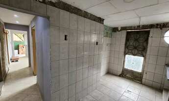 Imagem 4: CAS LADO COMERCIO PERTO POSTO SAUDE DE FUNDOS 3 QTS VARANDA AMPLO TERRENO DOC OK