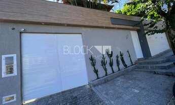 Imagem 2: Jacarepaguá Casa com 4 dormitórios