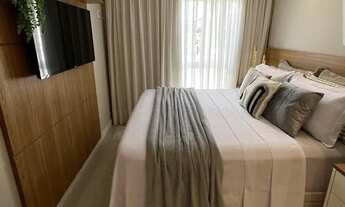 Imagem 5: Aprt 2 ou 3 quartos c varanda no centro do rio ! Vlt e onibus na porta !