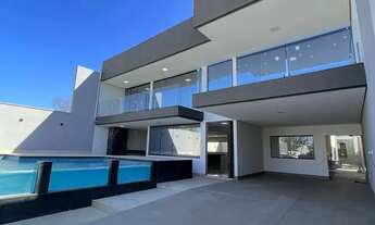 Imagem 3: Casa no Condomínio Pampulha Tennis Residence com 4 Quartos -Montes Claros MG