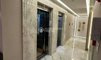 Imagem 3: Apartamento 2 Dormitórios (1 suite) 1 vaga - andar alto com vista para o Mar