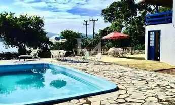 Imagem 4: Casa com 3 quartos e terreno amplo à venda na Lagoa da Conceição, Florianópolis