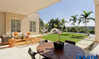 Imagem 7: CASA EM CONDOMÍNIO - TAMBORÉ - SP